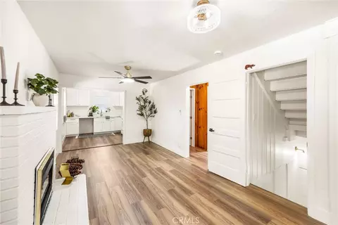 Living - 797 W W Vlg, Crestline, CA 92325 photo 5 of 10