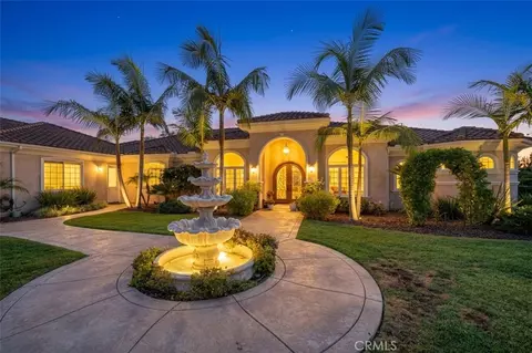 Exterior - 2224 Dos Lomas, Fallbrook, CA 92028 photo 3 of 20