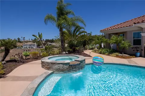 Exterior - 2224 Dos Lomas, Fallbrook, CA 92028 photo 13 of 20