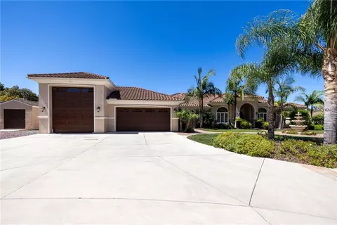 Exterior - 2224 Dos Lomas, Fallbrook, CA 92028 photo 7 of 20