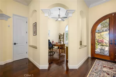 Entry Way - 2224 Dos Lomas, Fallbrook, CA 92028 photo 2 of 5