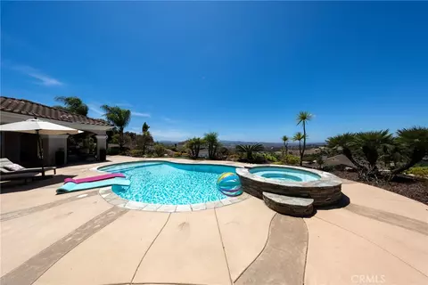 Exterior - 2224 Dos Lomas, Fallbrook, CA 92028 photo 17 of 20