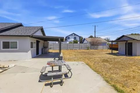 Exterior - 846 N 4th Ave, Upland, CA 91786 photo 9 of 18