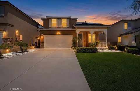17582 Comfrey Dr, San Bernardino, CA 92407