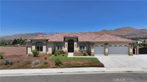 7790 Monse Cir, Jurupa Valley, CA 92509
