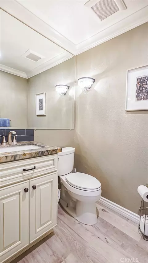 Bath - 144 Laurel Ave, Brea, CA 92821 photo 1 of 4
