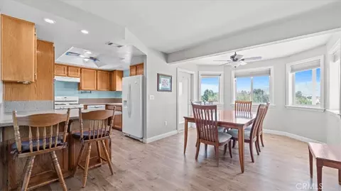 Dining - 18977 Covina, Hesperia, CA 92345 photo 1 of 2