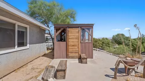 Exterior - 18977 Covina, Hesperia, CA 92345 photo 5 of 5
