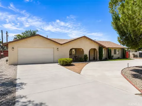 21971 Ramona, Apple Valley, CA 92307 photo 2