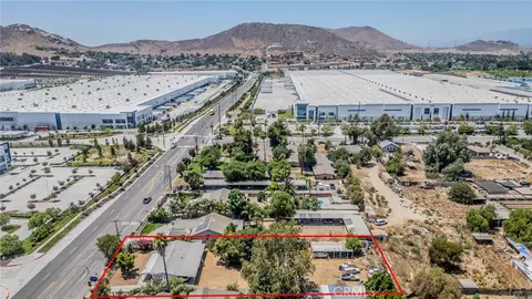 19384 El Rivino Rd, Riverside, CA 92509 photo 30