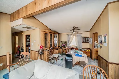 19384 El Rivino Rd, Riverside, CA 92509 photo 6
