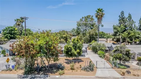 19384 El Rivino Rd, Riverside, CA 92509 photo 24