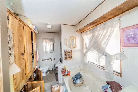 19384 El Rivino Rd, Riverside, CA 92509 photo 18