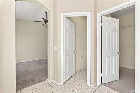 Entry Way - 8935 Hydrangea, Hesperia, CA 92344 photo 3 of 4