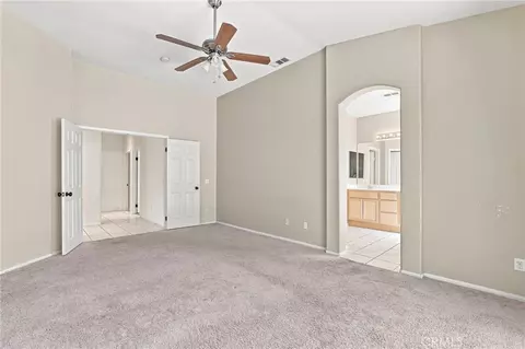 Bedroom - 8935 Hydrangea, Hesperia, CA 92344 photo 5 of 6