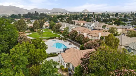 View/Area - 4065 Garvey, Riverside, CA 92501 photo 6 of 9
