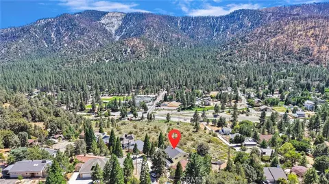 View/Area - 6284 Apple Vis, Wrightwood, CA 92397 photo 2 of 5