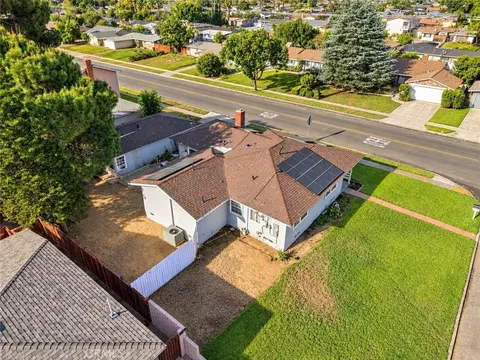 View/Area - 249 W Morgan, Rialto, CA 92376 photo 2 of 5