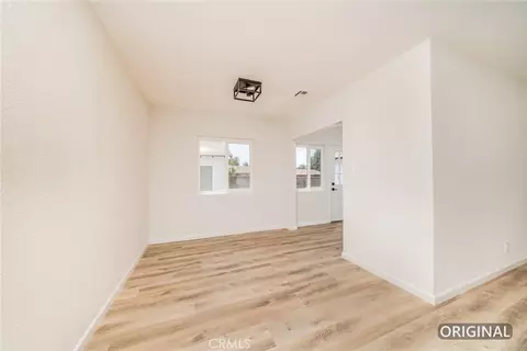 Living - 2586 Prospect Ave, Riverside, CA 92507 photo 5 of 6