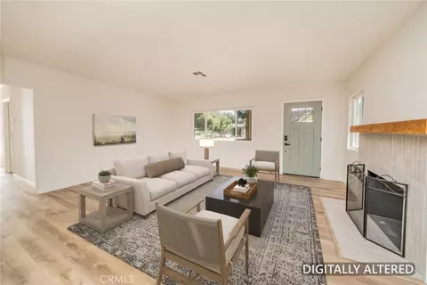 Living - 2586 Prospect Ave, Riverside, CA 92507 photo 1 of 6