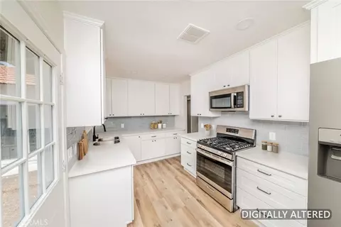 Kitchen - 2586 Prospect Ave, Riverside, CA 92507 photo 1 of 2