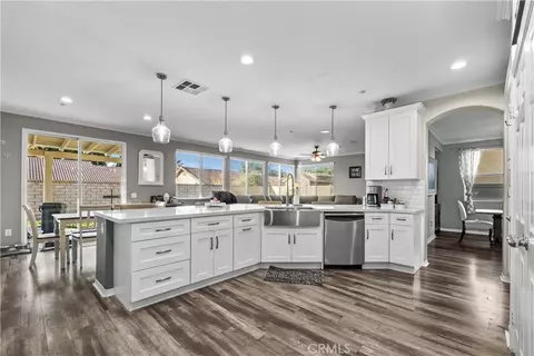 Kitchen - 1551 Rose Arbor Ct, Redlands, CA 92374 photo 4 of 6