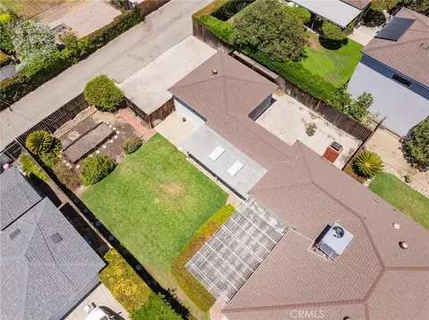 View/Area - 695 N Laurel Ave, Upland, CA 91786 photo 2 of 12