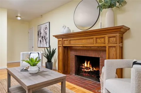 Living - 695 N Laurel Ave, Upland, CA 91786 photo 3 of 7