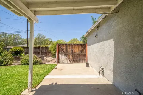 Exterior - 695 N Laurel Ave, Upland, CA 91786 photo 14 of 20