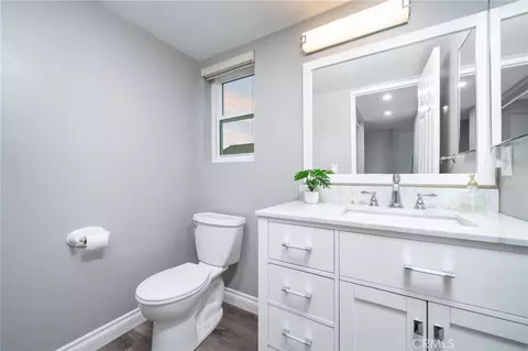 Bath - 6720 Inyo Pl, Rancho Cucamonga, CA 91701 photo 1 of 4