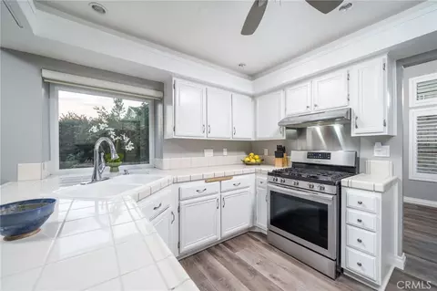 Kitchen - 6720 Inyo Pl, Rancho Cucamonga, CA 91701 photo 2 of 4