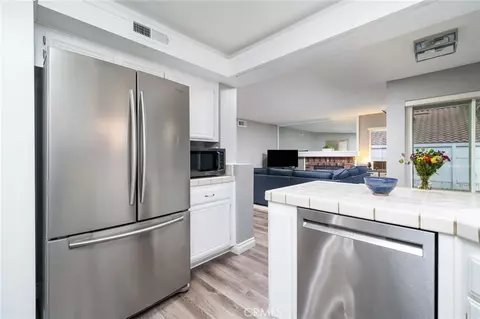 Kitchen - 6720 Inyo Pl, Rancho Cucamonga, CA 91701 photo 3 of 4