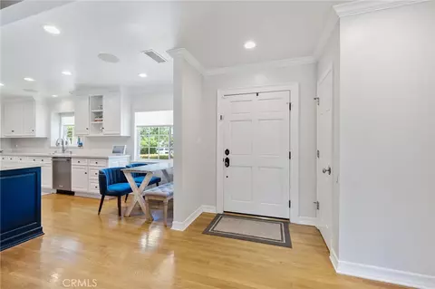 Entry Way - 1163 E Bennett Ave, Glendora, CA 91741 photo 1 of 1