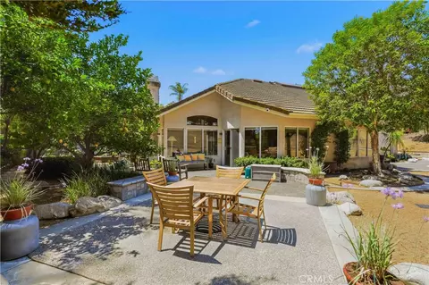 Exterior - 29 Willowbrook, Phillips Ranch, CA 91766 photo 8 of 18