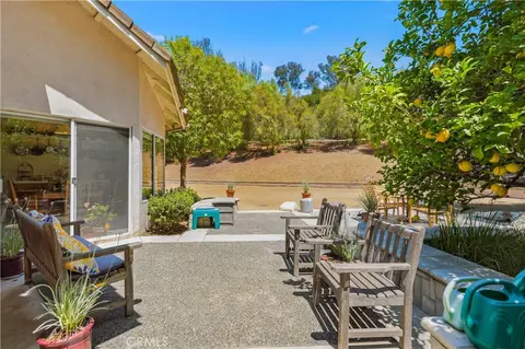 Exterior - 29 Willowbrook, Phillips Ranch, CA 91766 photo 15 of 18