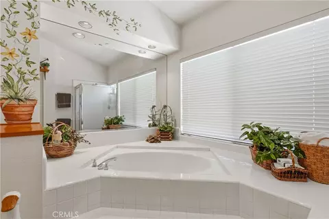 Bath - 29 Willowbrook, Phillips Ranch, CA 91766 photo 5 of 8