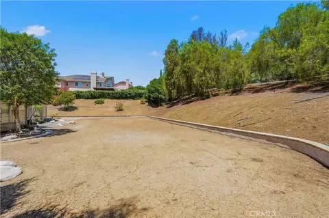 Exterior - 29 Willowbrook, Phillips Ranch, CA 91766 photo 17 of 18