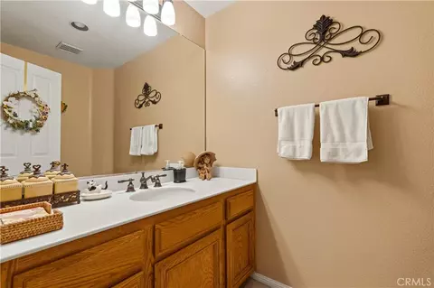 Bath - 29 Willowbrook, Phillips Ranch, CA 91766 photo 6 of 8