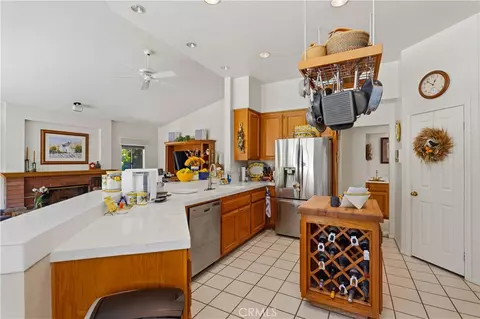 Kitchen - 29 Willowbrook, Phillips Ranch, CA 91766 photo 3 of 6