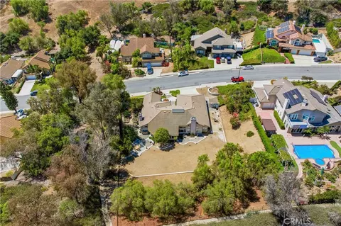 View/Area - 29 Willowbrook, Phillips Ranch, CA 91766 photo 6 of 8