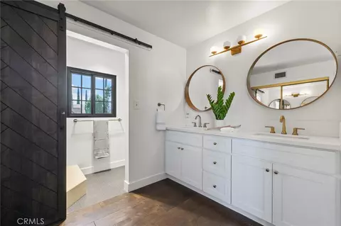 Bath - 221 W Tennyson St, Upland, CA 91784 photo 4 of 8