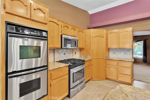 Kitchen - 13331 Waco Dr, Apple Valley, CA 92308 photo 1 of 2