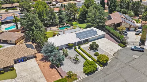 View/Area - 13331 Waco Dr, Apple Valley, CA 92308 photo 2 of 7