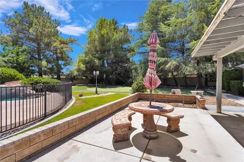 Exterior - 13331 Waco Dr, Apple Valley, CA 92308 photo 6 of 19