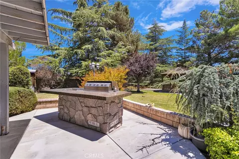 Exterior - 13331 Waco Dr, Apple Valley, CA 92308 photo 4 of 19