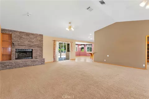 Living - 13331 Waco Dr, Apple Valley, CA 92308 photo 2 of 5