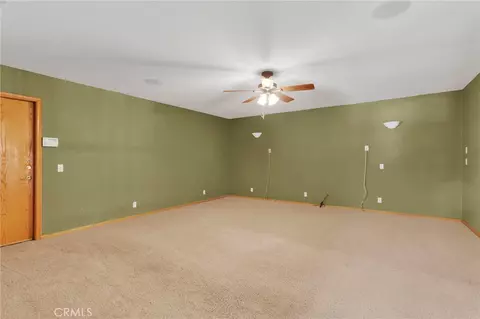 Living - 13331 Waco Dr, Apple Valley, CA 92308 photo 4 of 5