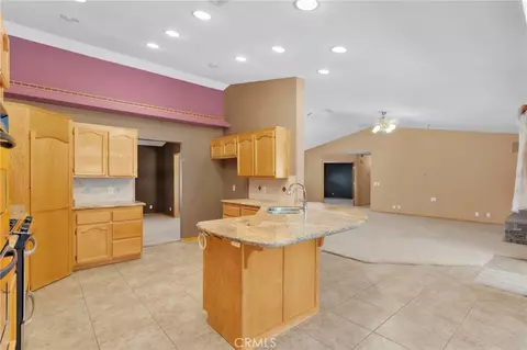 Other - 13331 Waco Dr, Apple Valley, CA 92308 photo 4 of 15