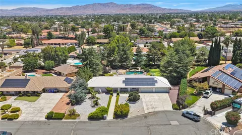 View/Area - 13331 Waco Dr, Apple Valley, CA 92308 photo 3 of 7