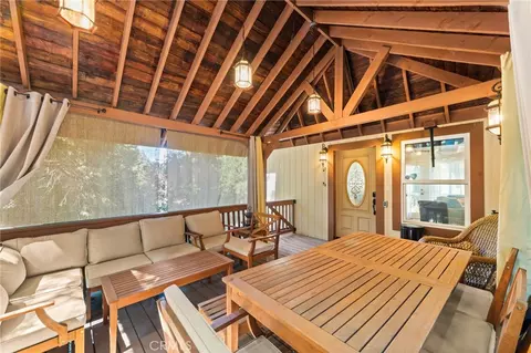 Exterior - 24599 Geneva Dr, Crestline, CA 92325 photo 8 of 15